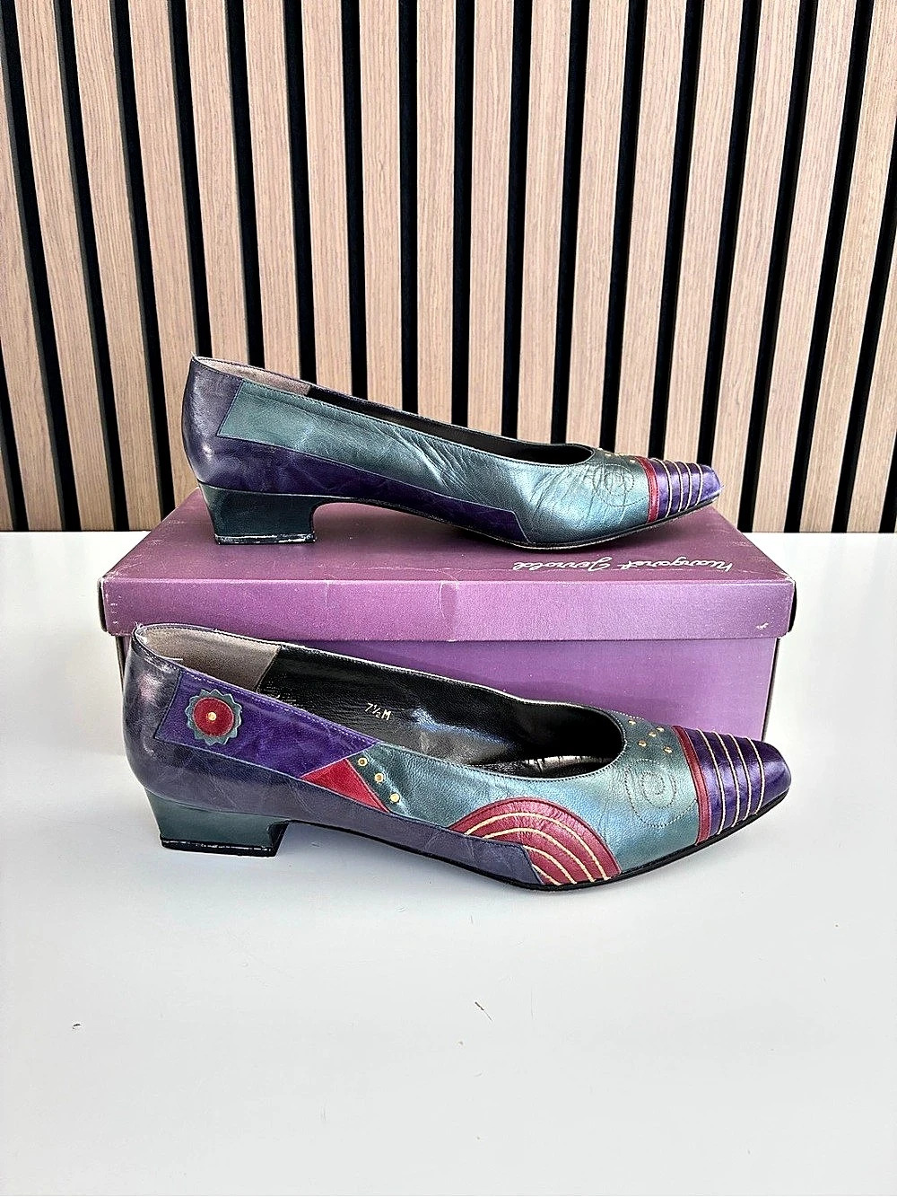 VTG MARGARET JERROLD Heels